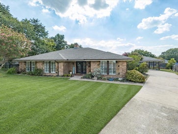 8505 Treetop Court Fort Worth TX 76179