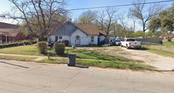 Photo 1 of 7 — 724 Clifton Street, Waco, TX 76704
