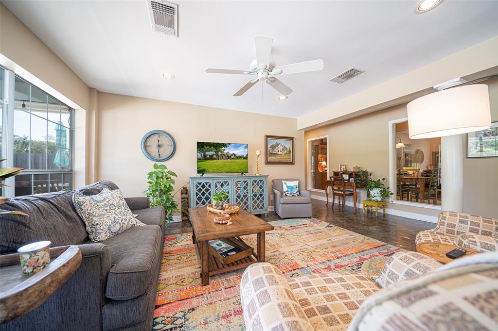 Long Acres - Residential