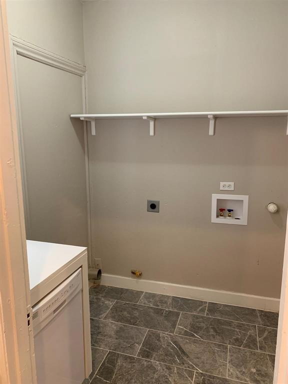 Mount Auburn - Residential Lease