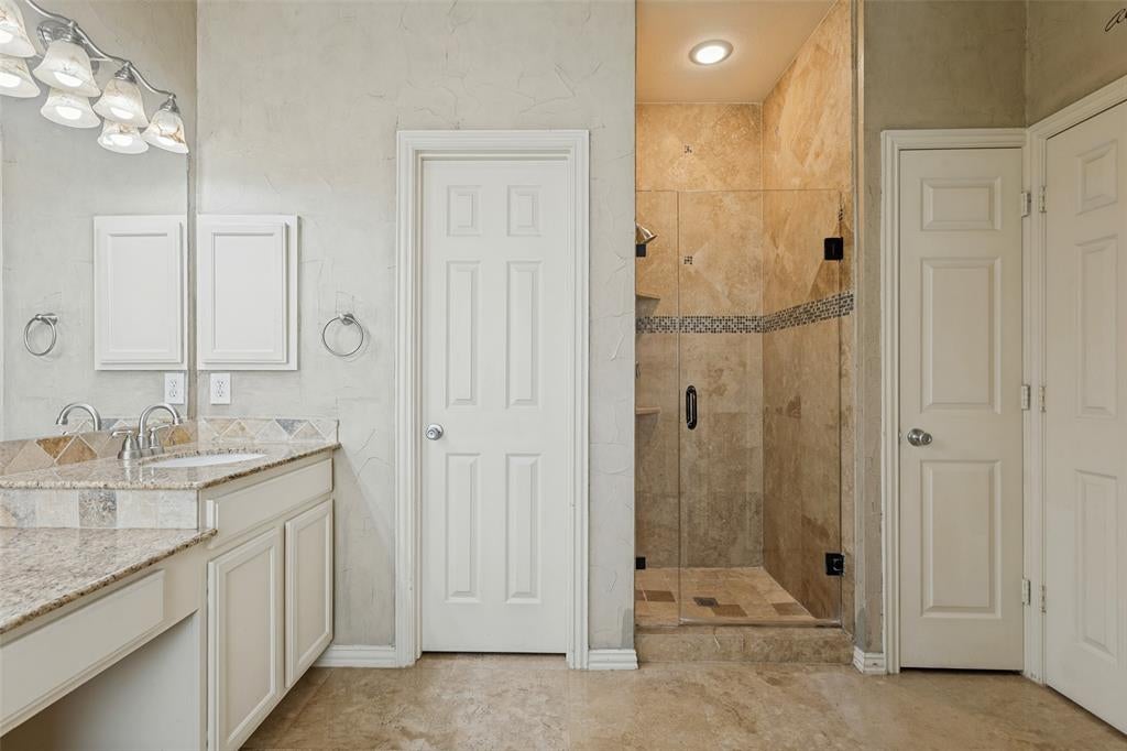 1116 Shadetree Lane