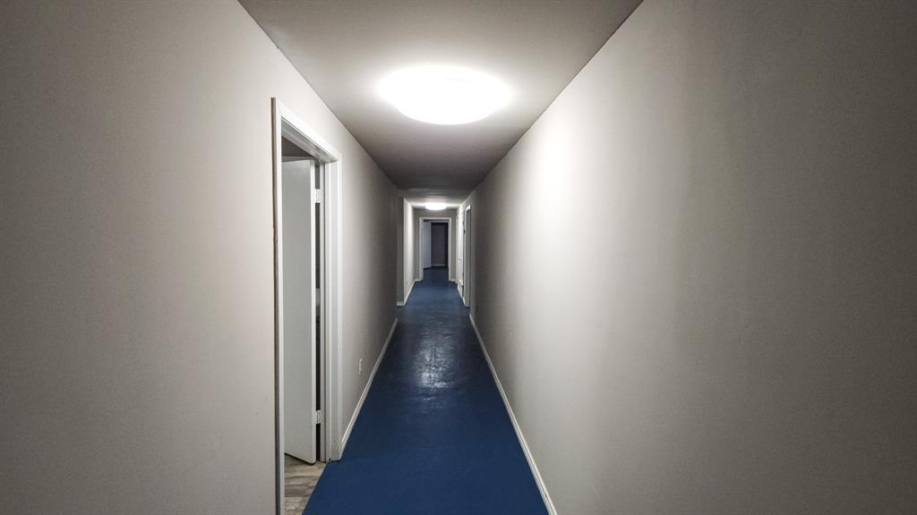 Corsicana - Commercial Sale