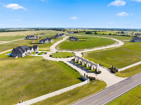 121 YELLOW ROSE ST, LORENA, TX 76655 - Image 84a03bd880ebe47dffae0904a87f62ad/2863679317