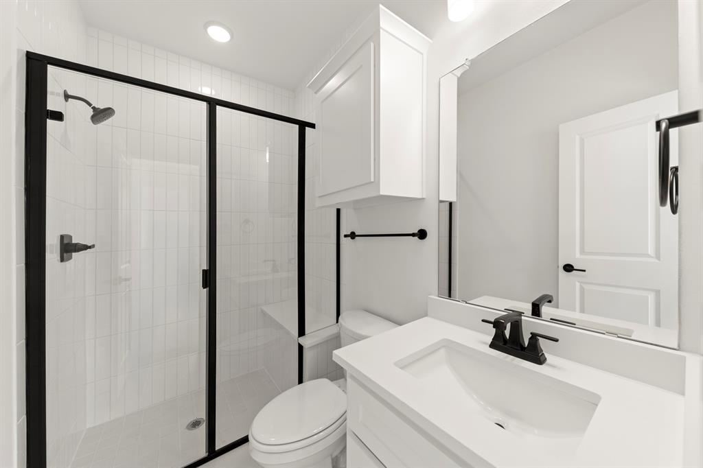 Valencia On The Lake - Residential