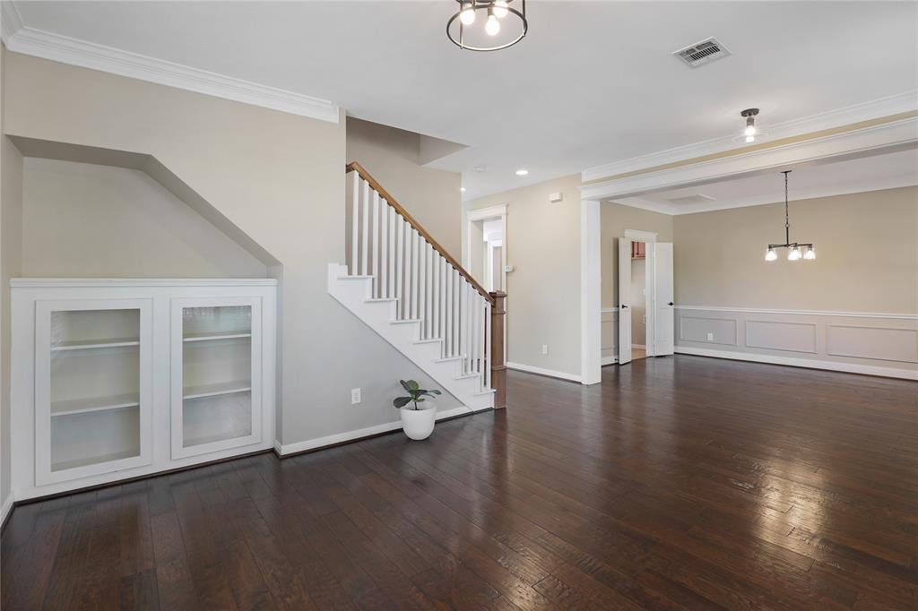 Regents Park - Residential