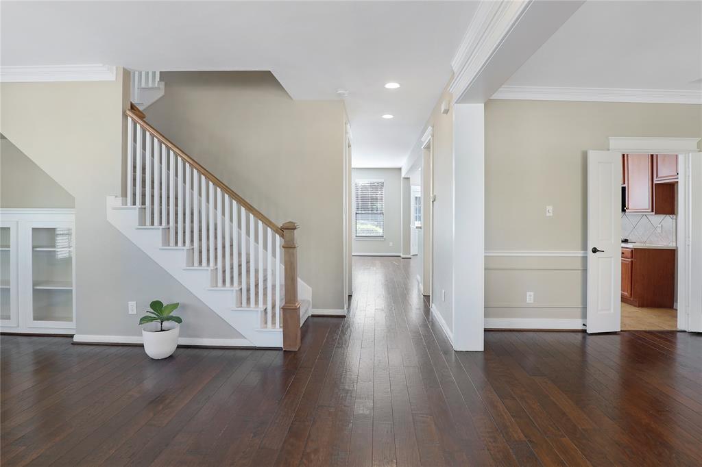 Regents Park - Residential