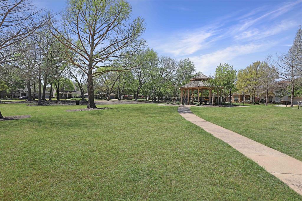 Regents Park - Residential