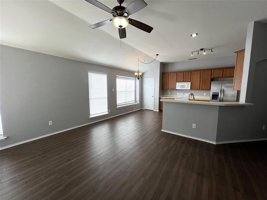 Sendera Ranch - Residential Lease