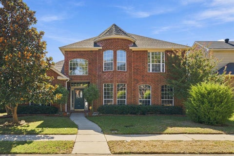 Photo of 1320 Pinehurst Drive, Lewisville, TX 75077 (MLS # 21418468)