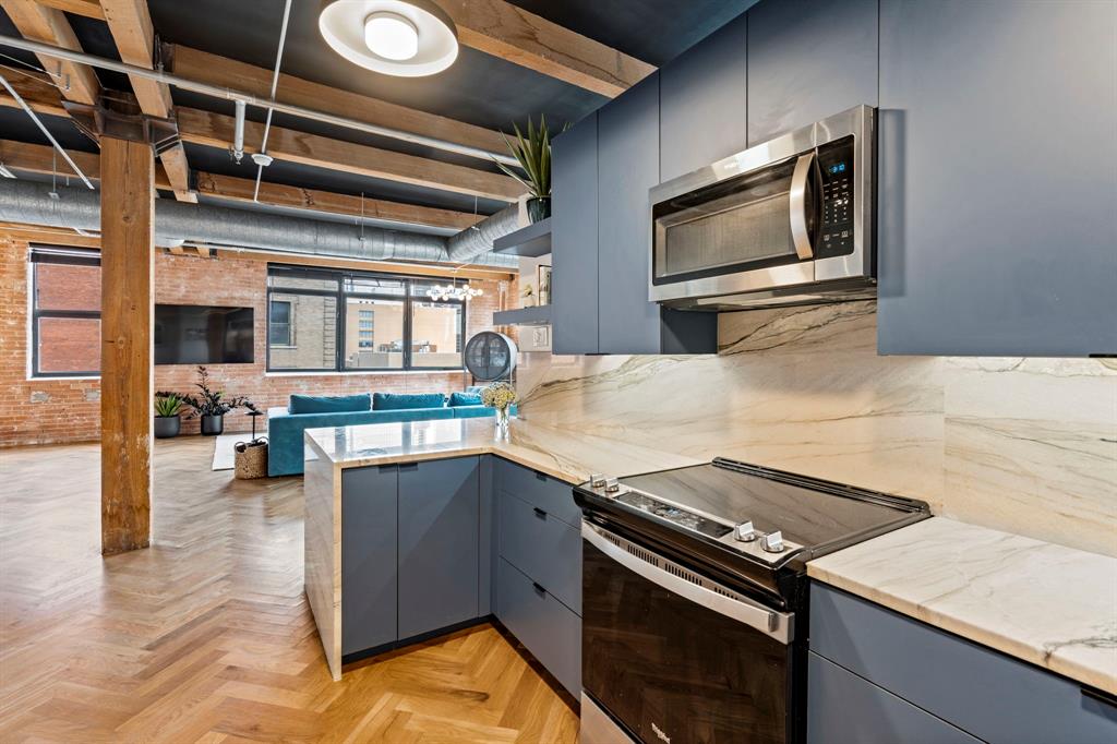 Elm Place Residences - Residential