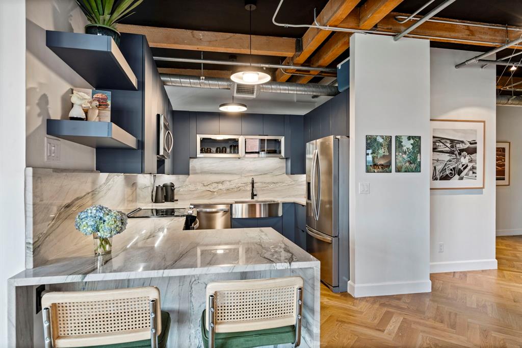 Elm Place Residences - Residential