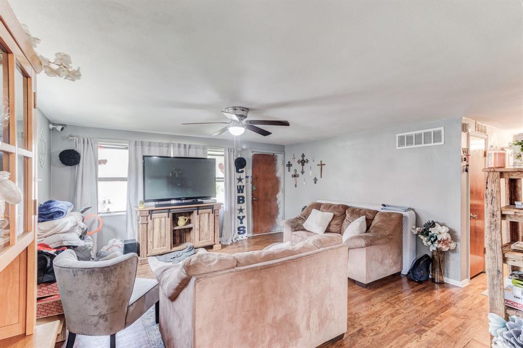 C W Russells - Residential