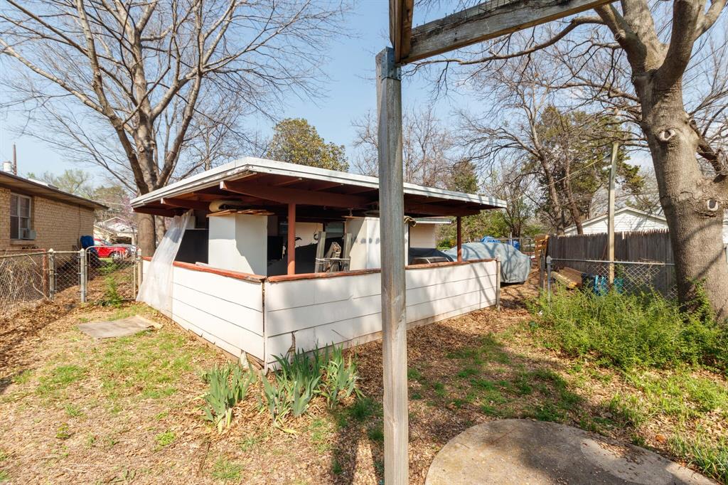 C W Russells - Residential