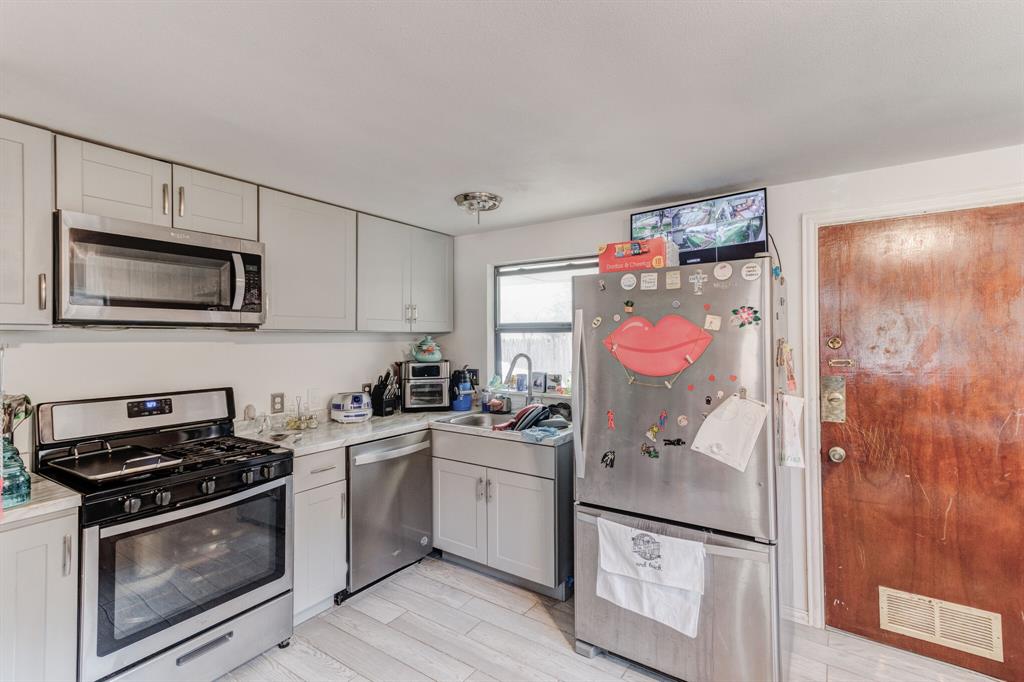 C W Russells - Residential