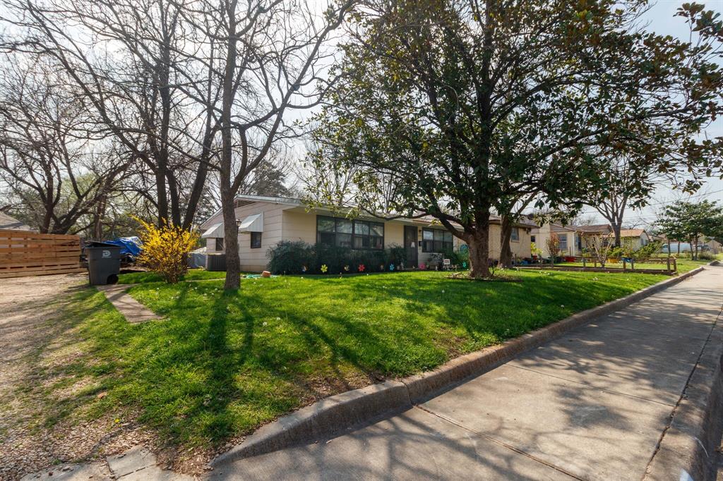 C W Russells - Residential