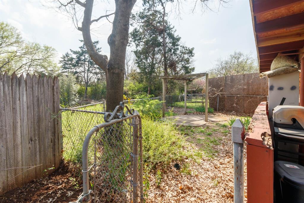 C W Russells - Residential