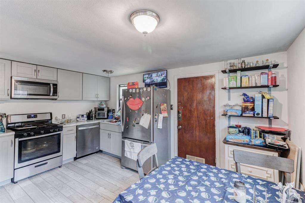 C W Russells - Residential