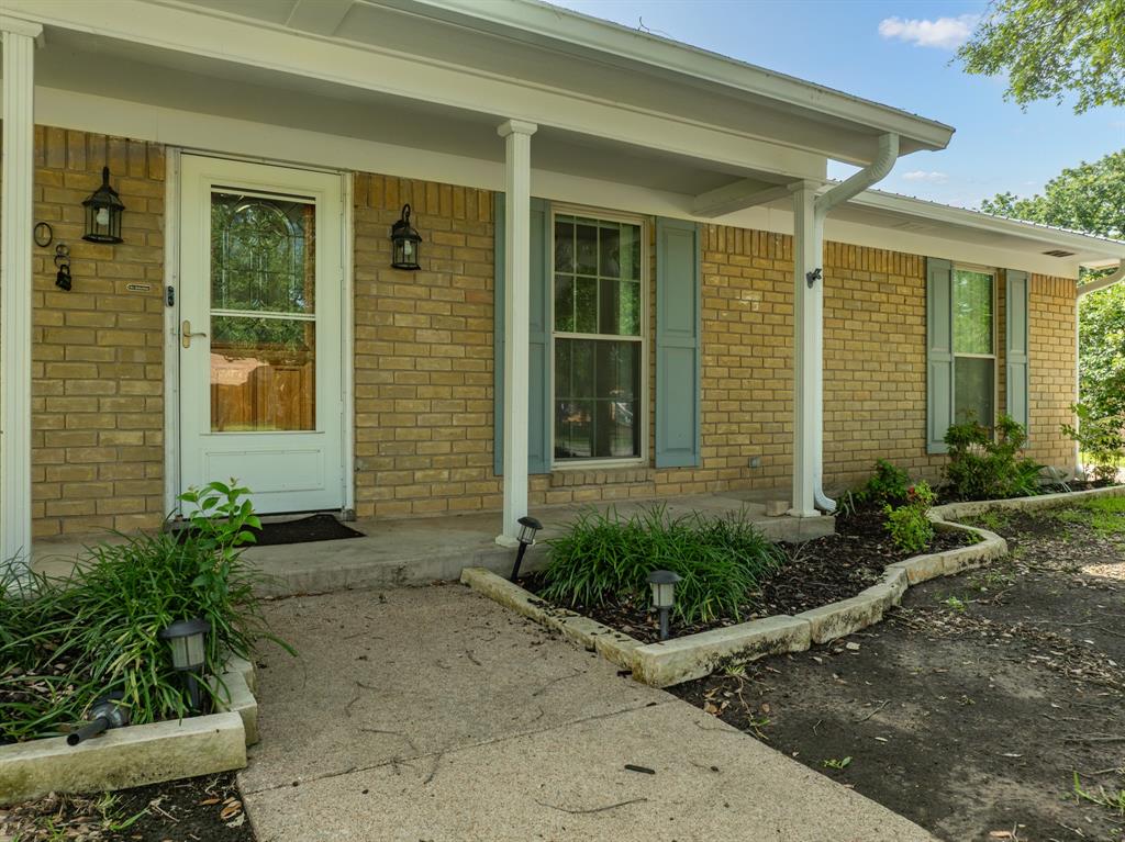 108 Mockingbird Lane