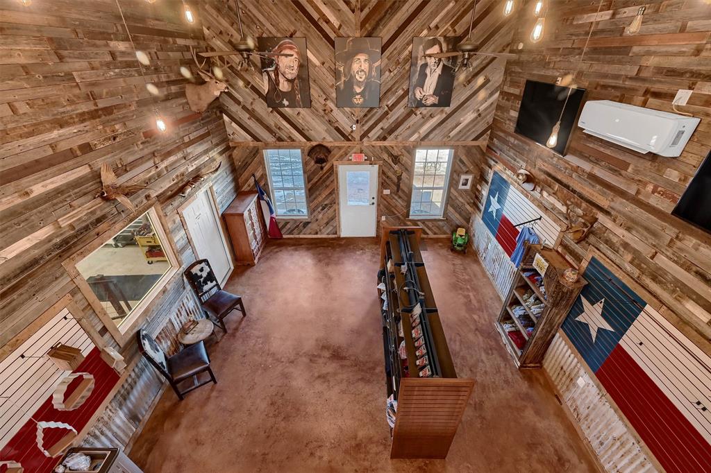 Bennett DW - Commercial Sale