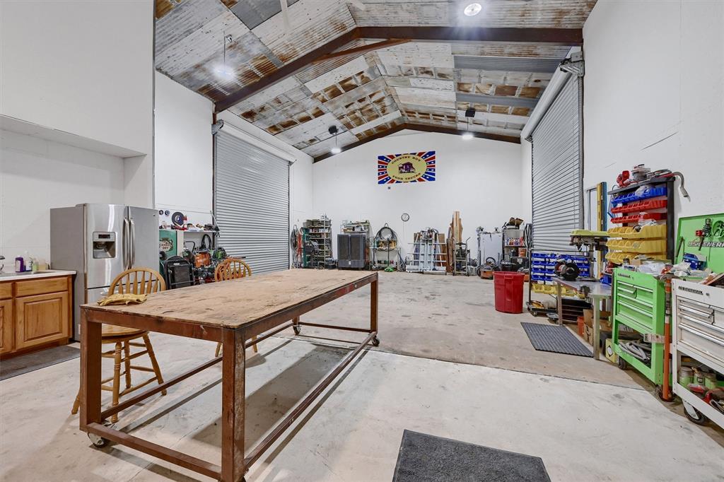 Bennett DW - Commercial Sale