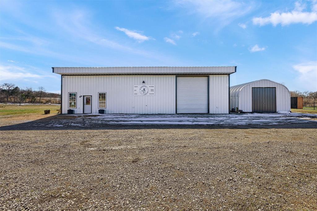 Bennett DW - Commercial Sale