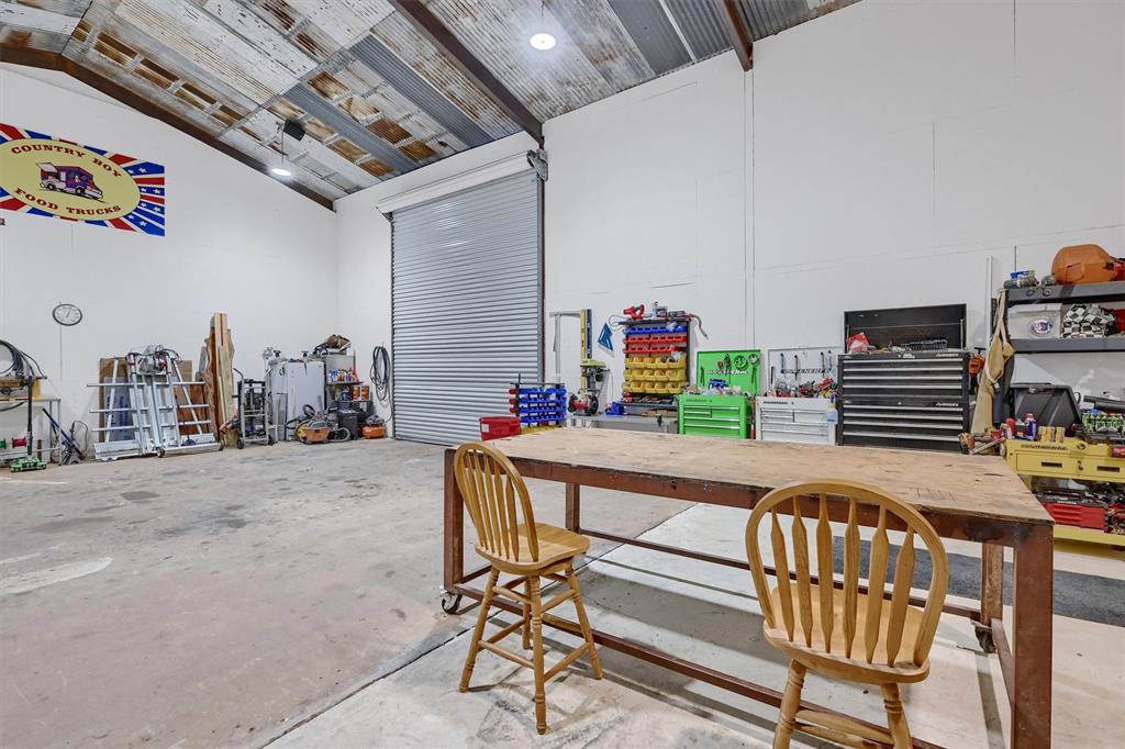 Bennett DW - Commercial Sale