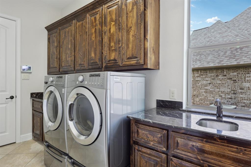 Resort on Eagle Mountain Lake - Residential