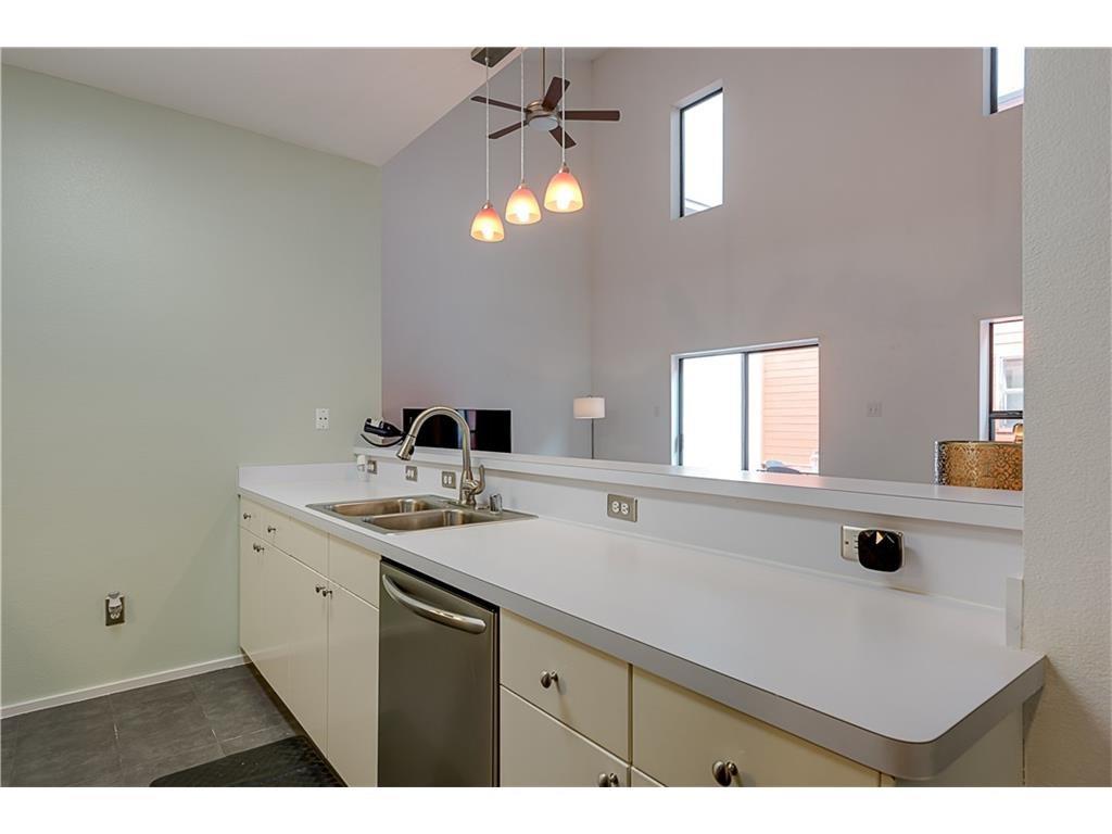 College Hill - Residential Lease