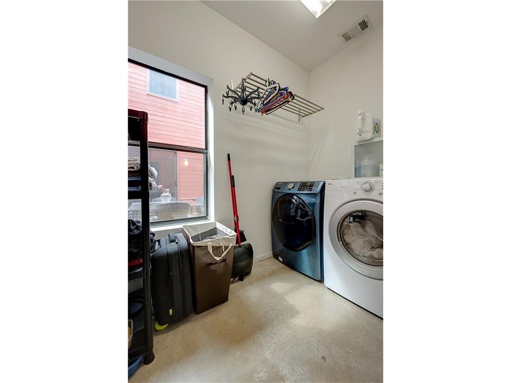 College Hill - Residential Lease