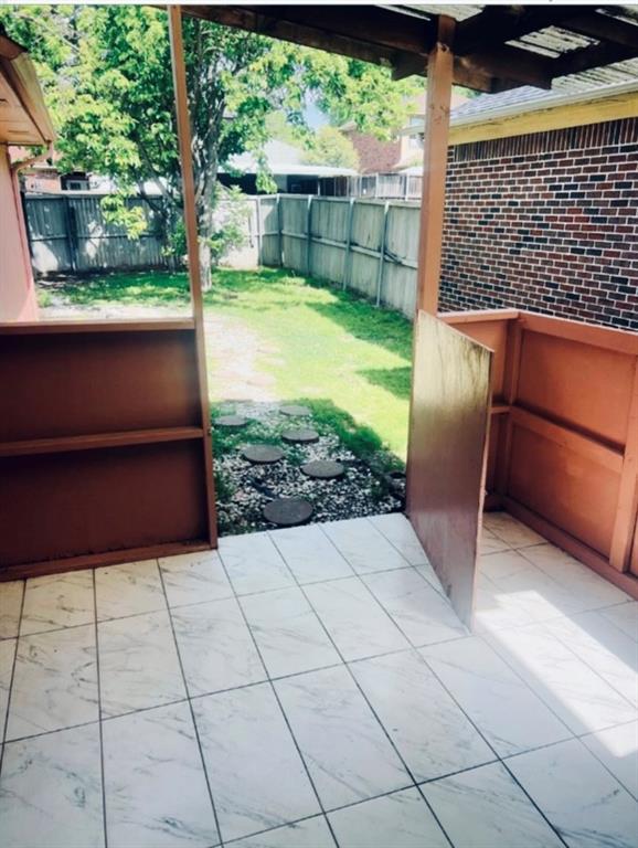 Los Altos 01 - Residential Lease