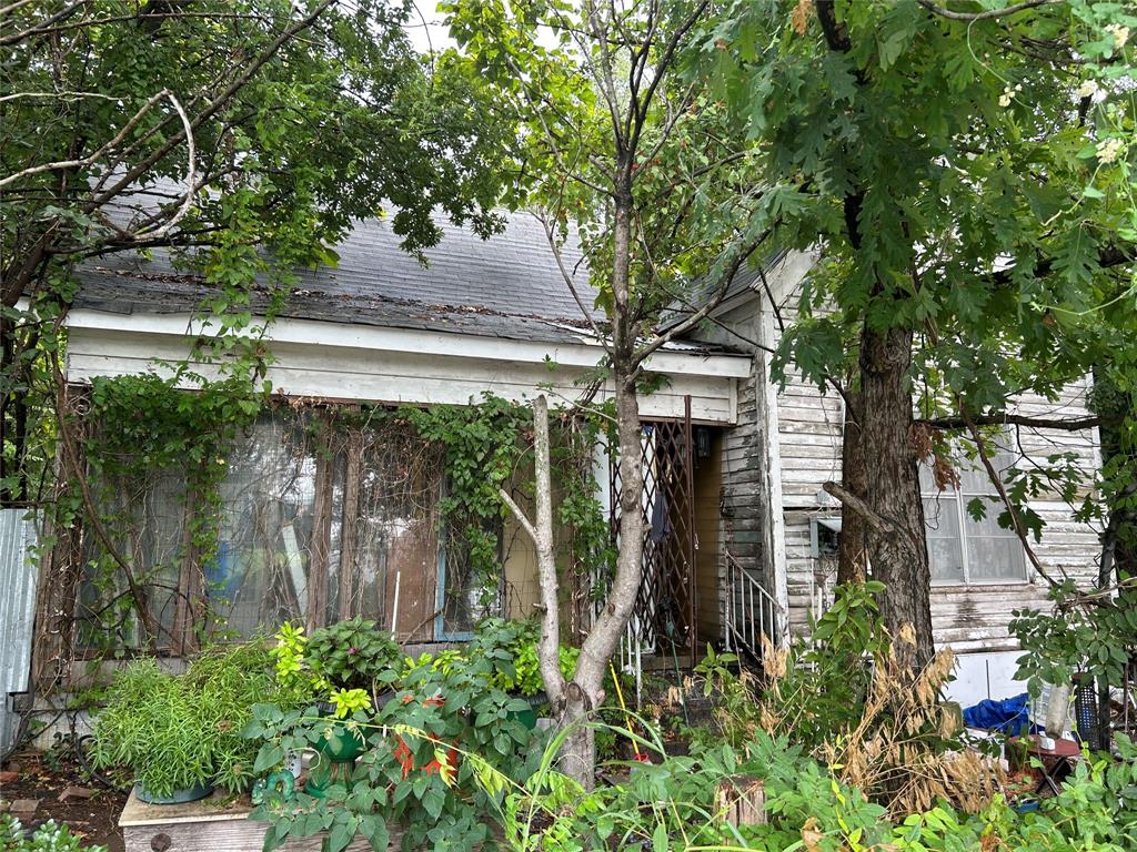 1033 Taylor Street