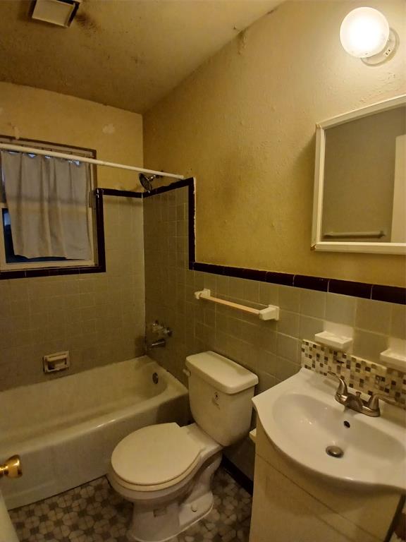 W D Wilson Sub - Residential Lease