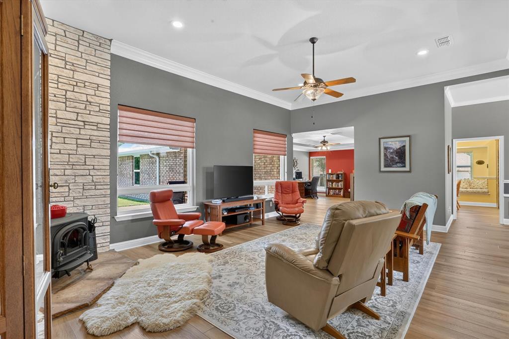 140 Oakwood Court