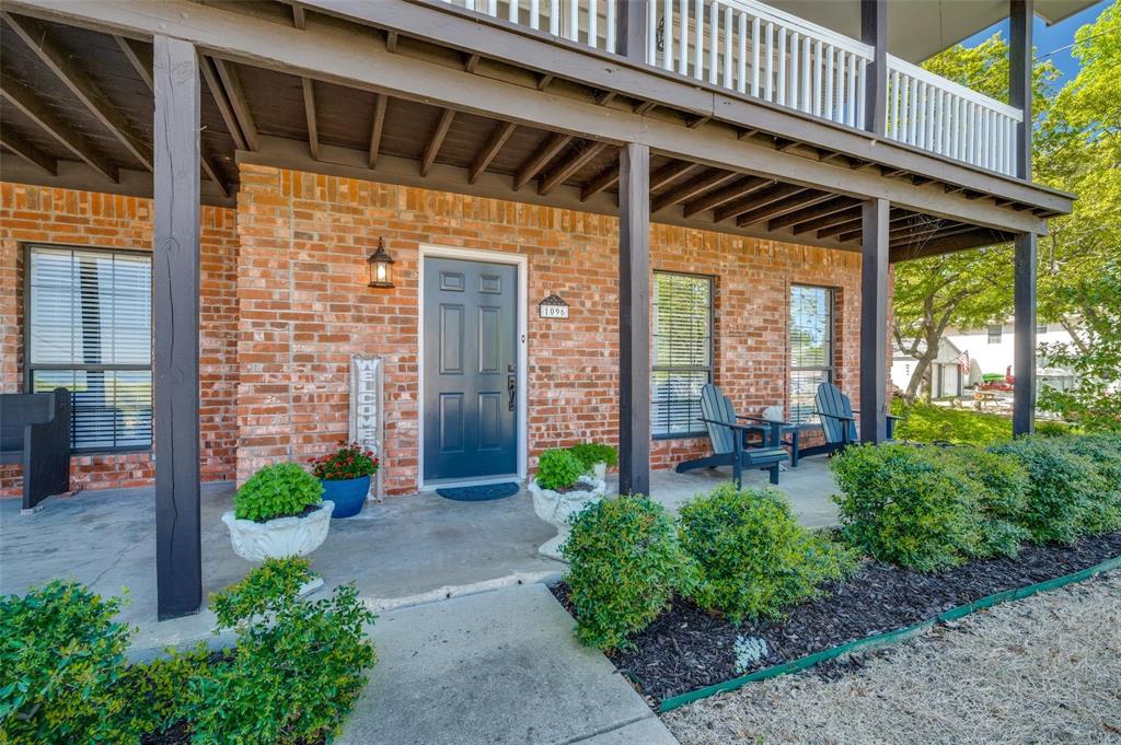 1096 Cedar Oak Drive