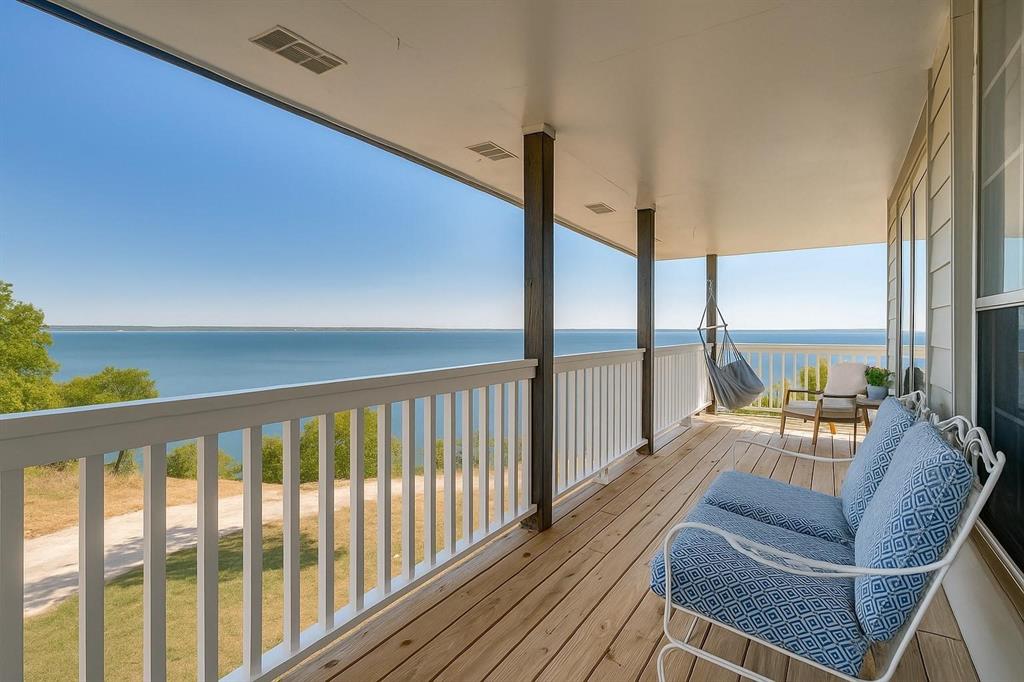 1096 Cedar Oak Drive