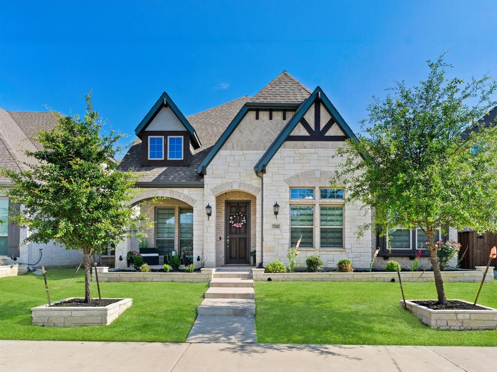 12543 Mercer Parkway