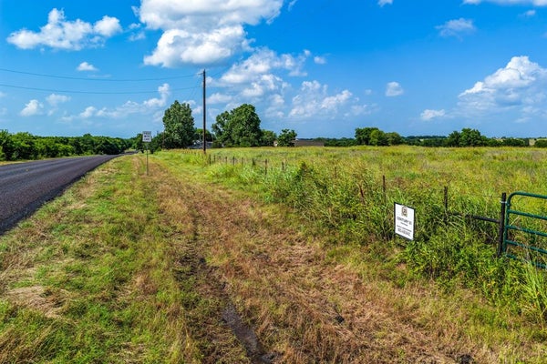 FARM TO MARKET RD 904, PECAN GAP, TX 75469 - Image 84cf329b5a8511ab8b67cdb856c33d4b/1236706123
