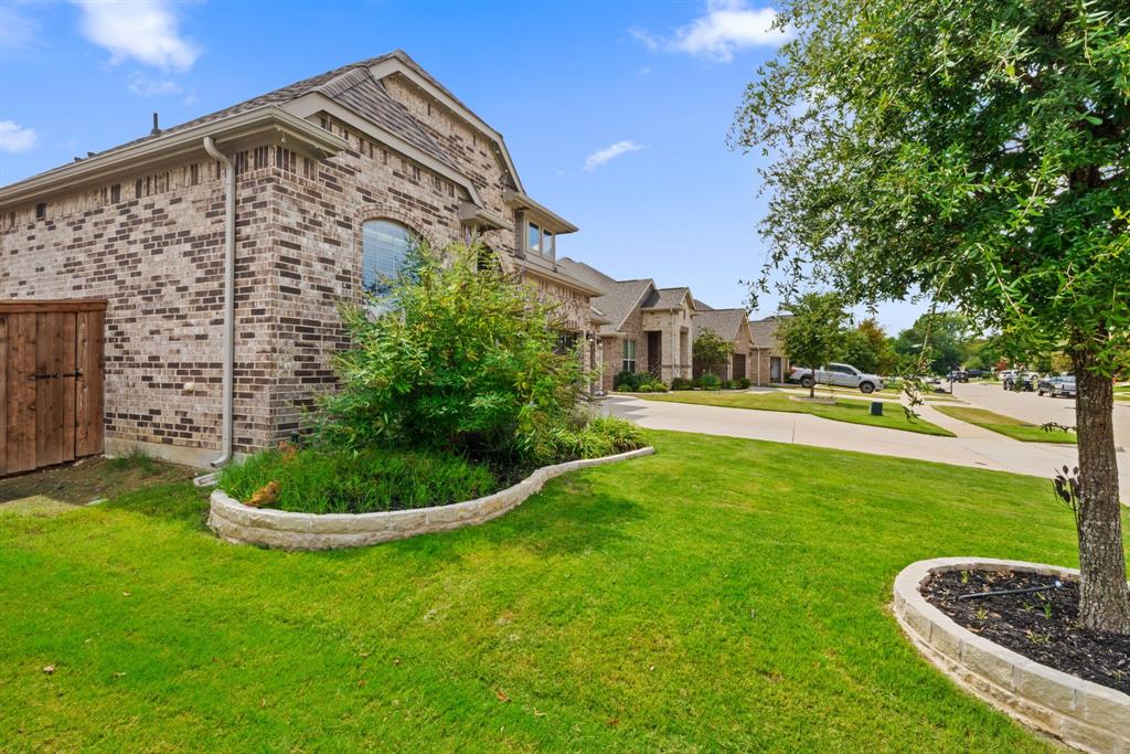 812 Winter Creek Drive