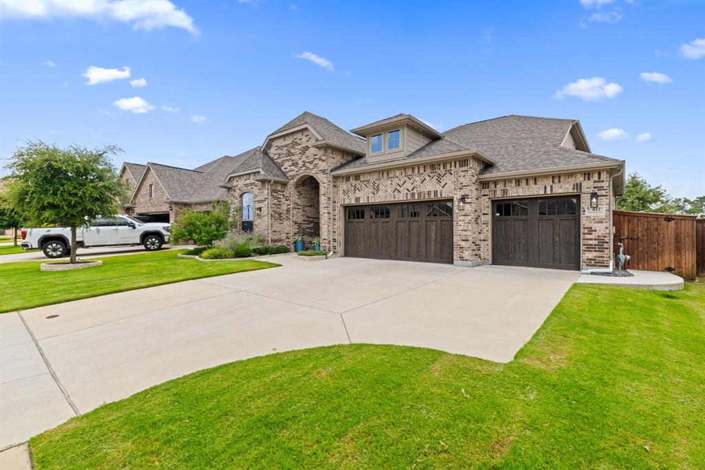 812 Winter Creek Drive