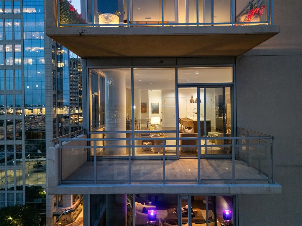 The House Condos - Residential