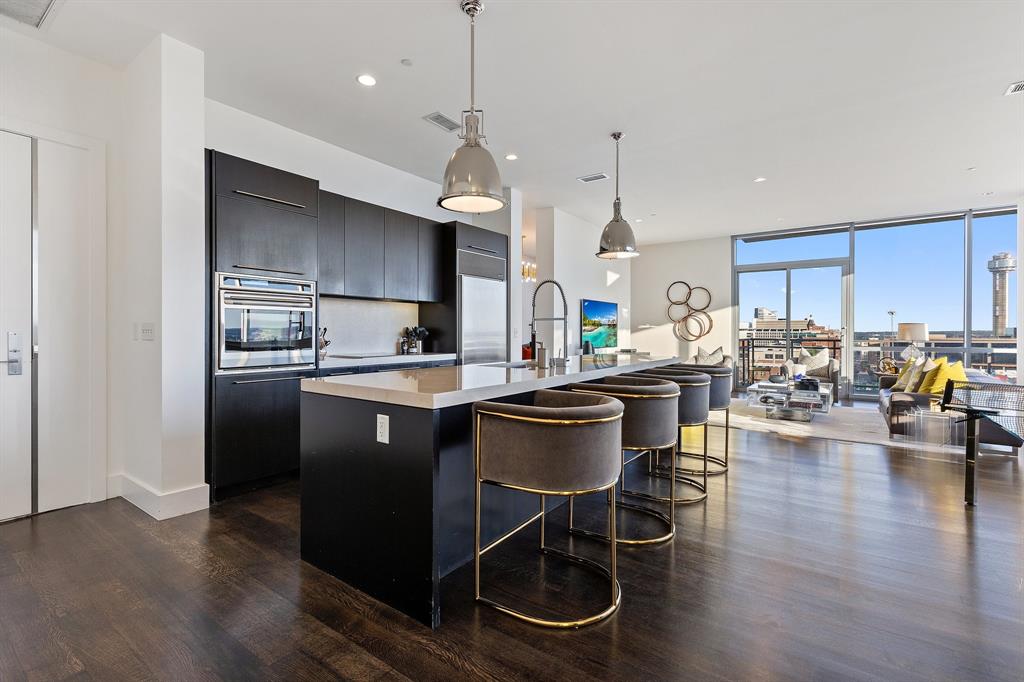 The House Condos - Residential