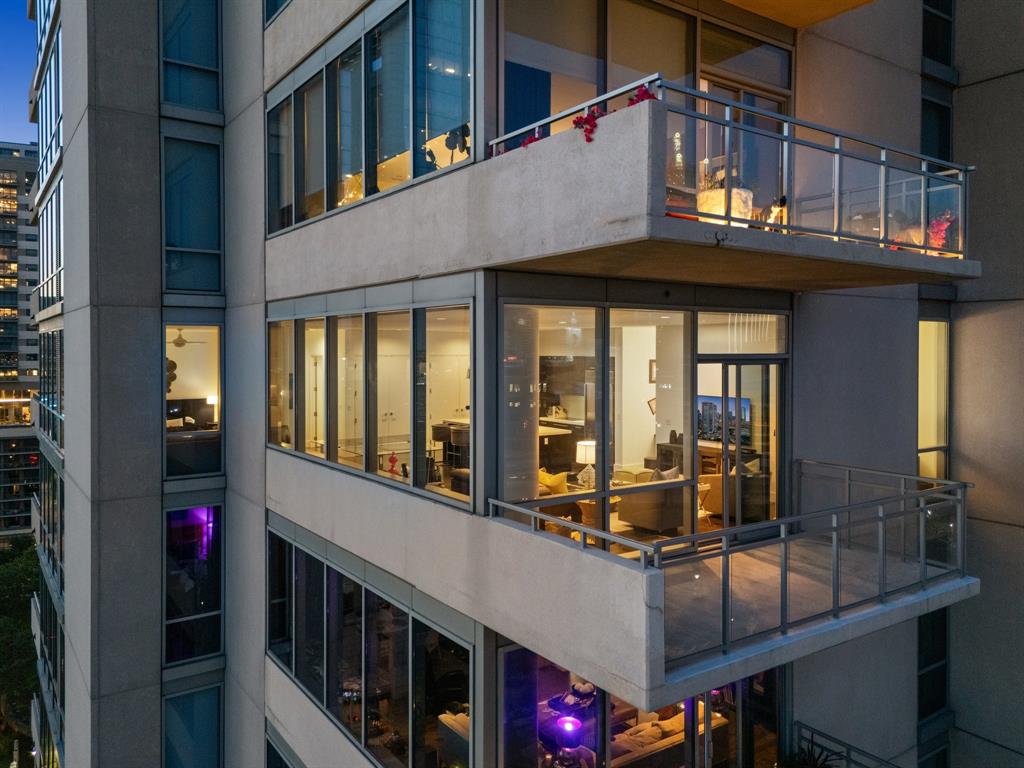 The House Condos - Residential