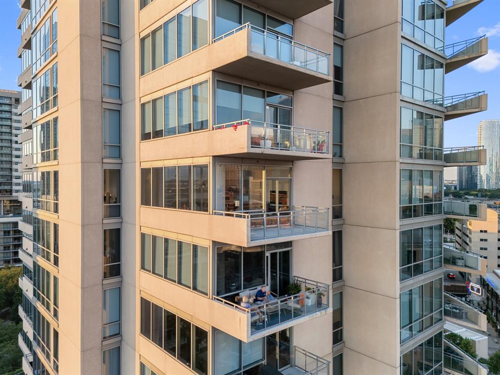 The House Condos - Residential