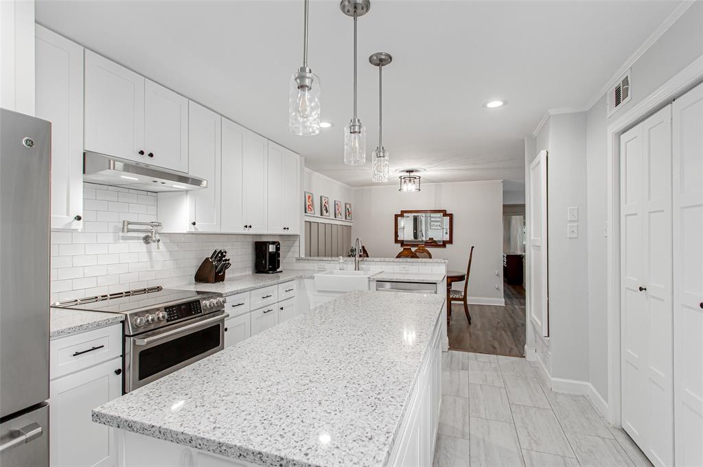 Preston Square Twnhms - Residential