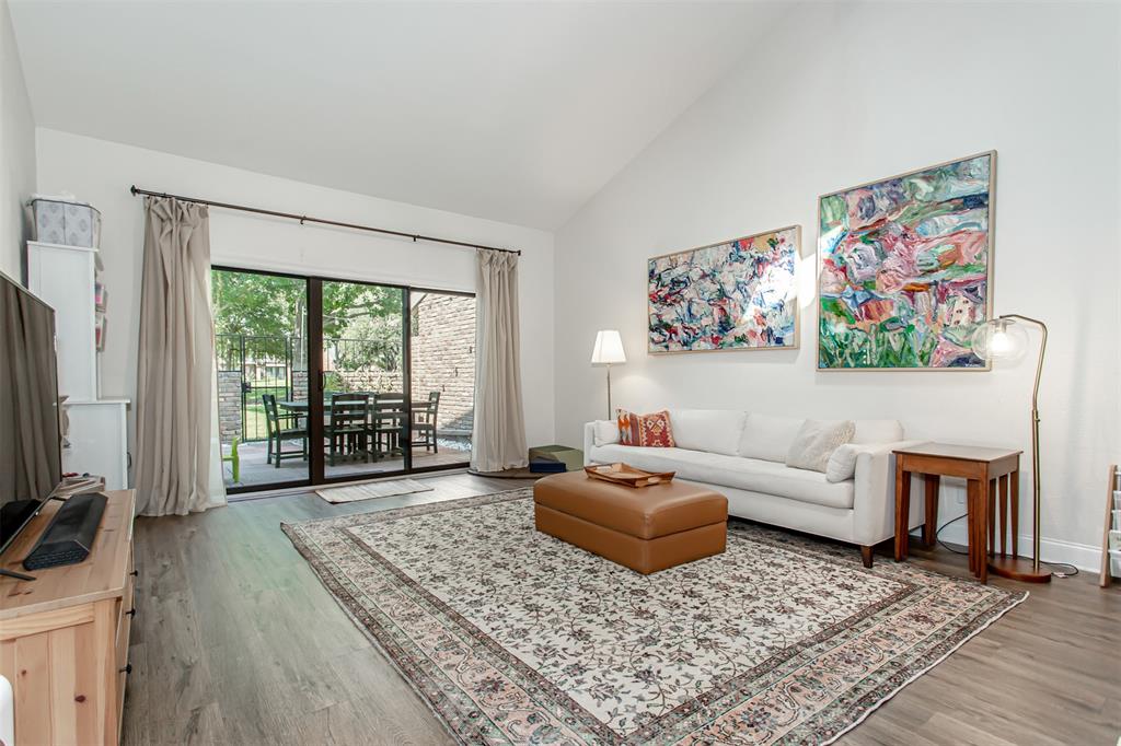 Preston Square Twnhms - Residential