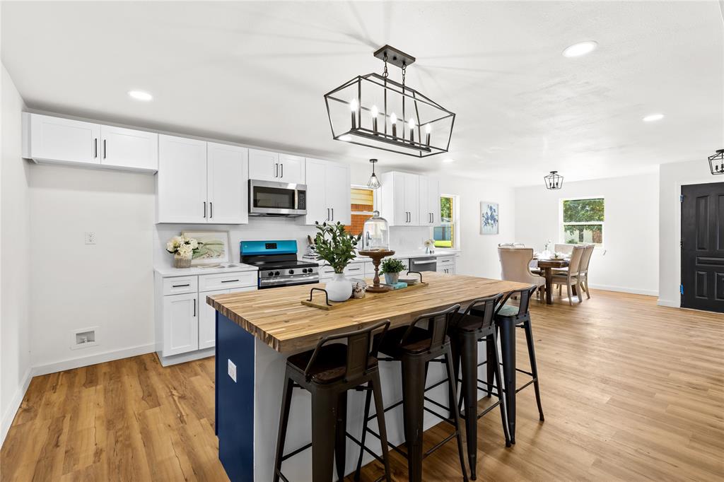 2017 Glendale Drive