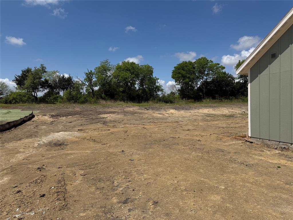 2472 Eastridge Boulevard