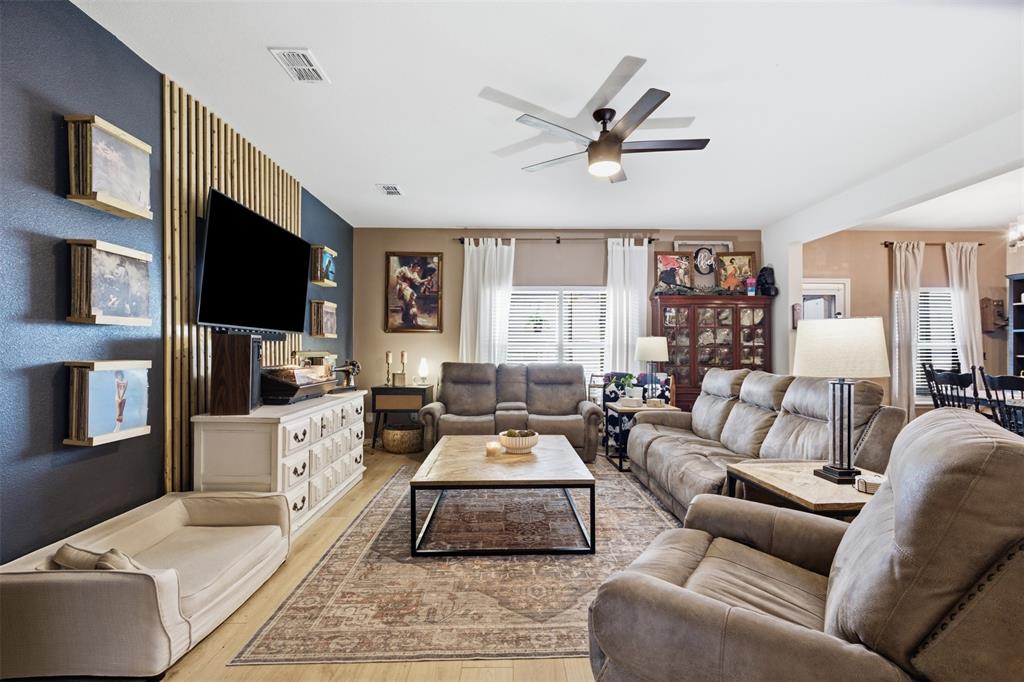 Chisholm Spgs Ph2 - Residential