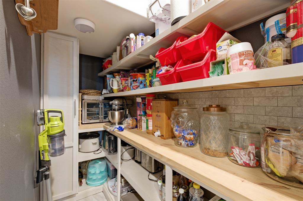 Chisholm Spgs Ph2 - Residential