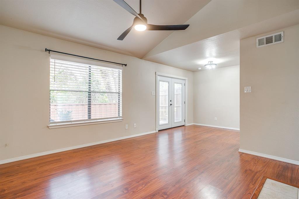 Cedar Creek Twnhms - Residential Lease